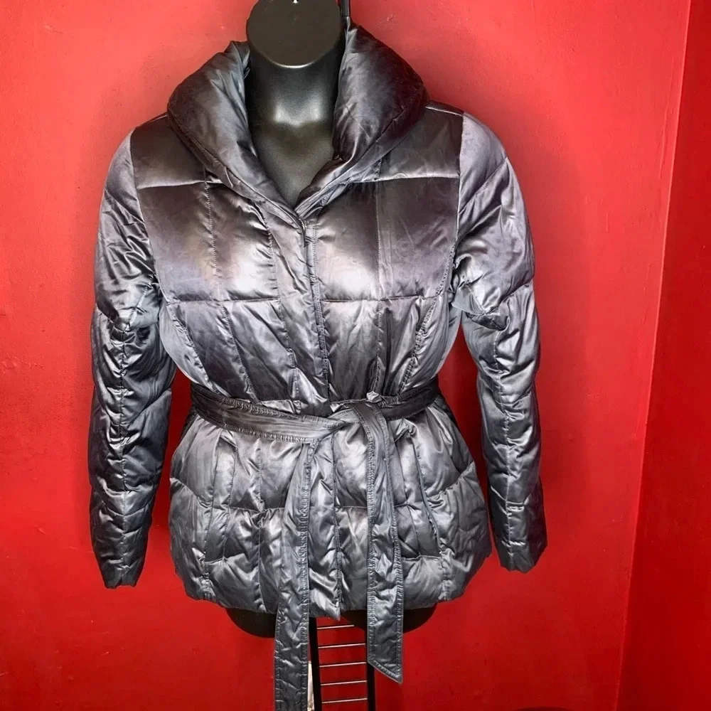 Lands End Women’s Puffer Coat Size M